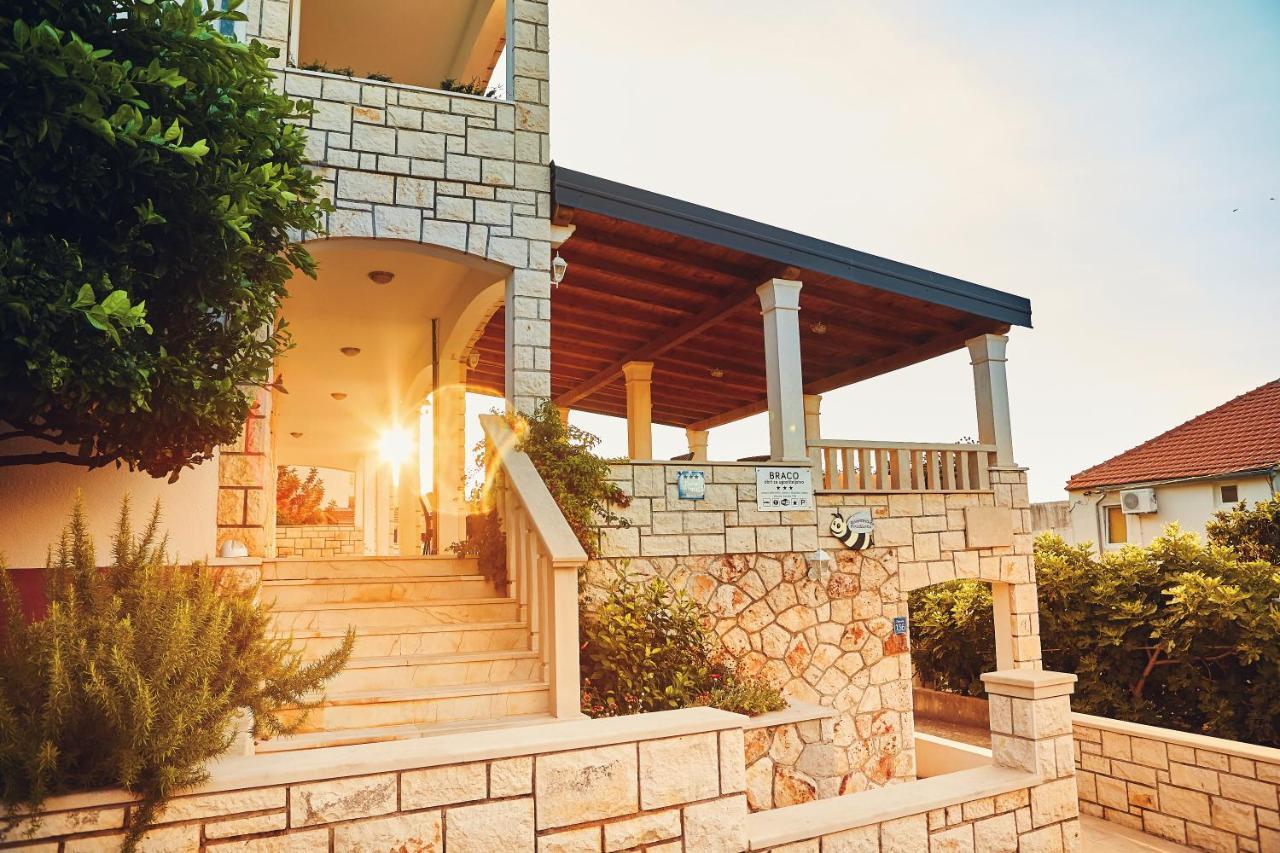Bed and Breakfast Pansion Braco Zavala Exterior foto